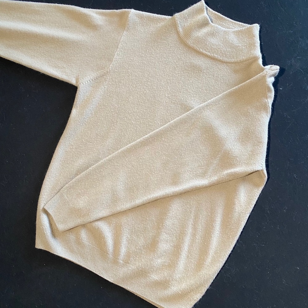 Vintage Tan Longsleeve Turtleneck Sweater